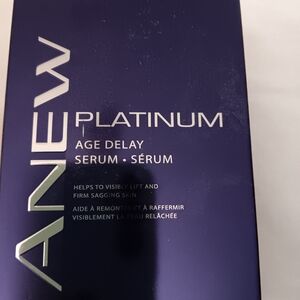 AVON Platinum Age Delay Serum - Purple
